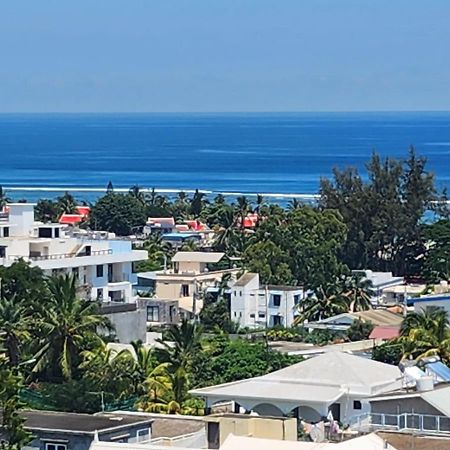 Seaview Luxury Appartment Flic-en-Flacq Buitenkant foto