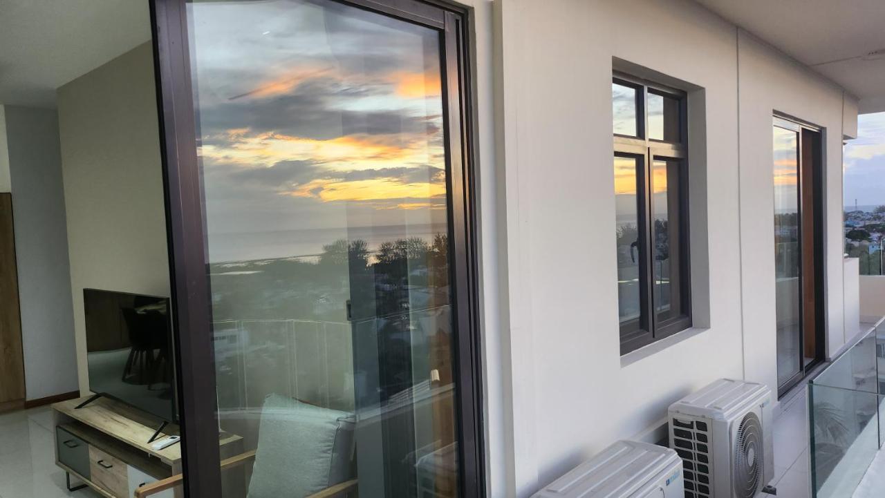 Seaview Luxury Appartment Flic-en-Flacq Buitenkant foto