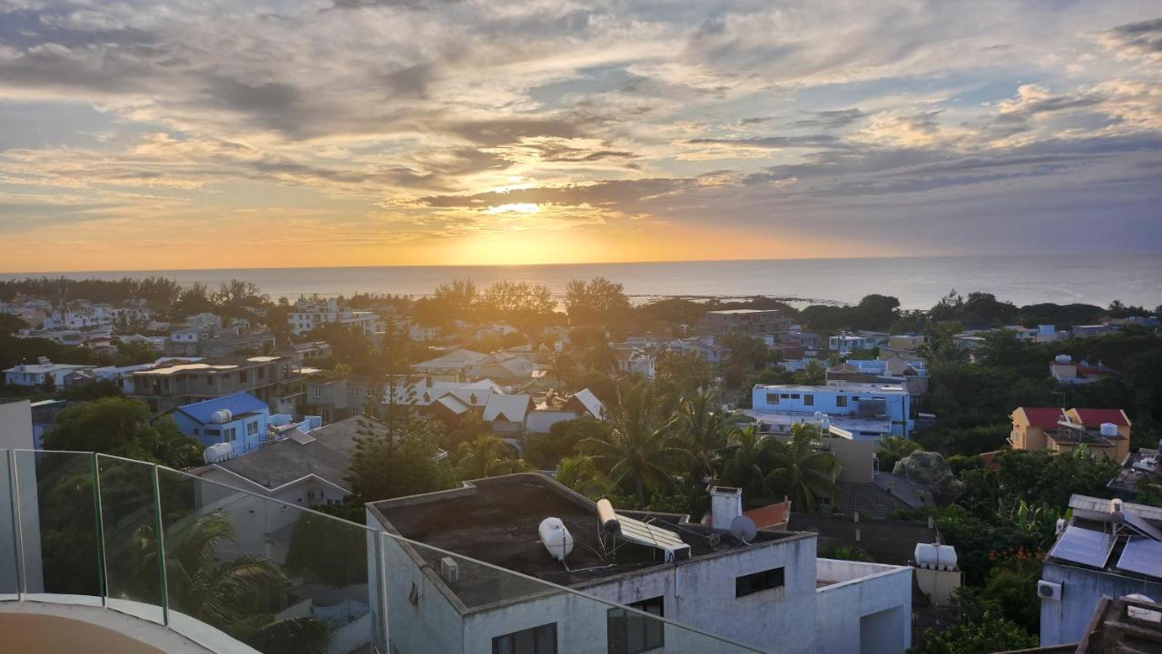 Seaview Luxury Appartment Flic-en-Flacq Buitenkant foto